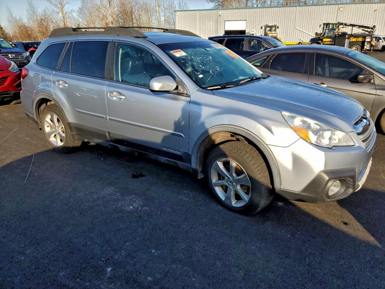Subaru Outback 2.5i Limited Image 10