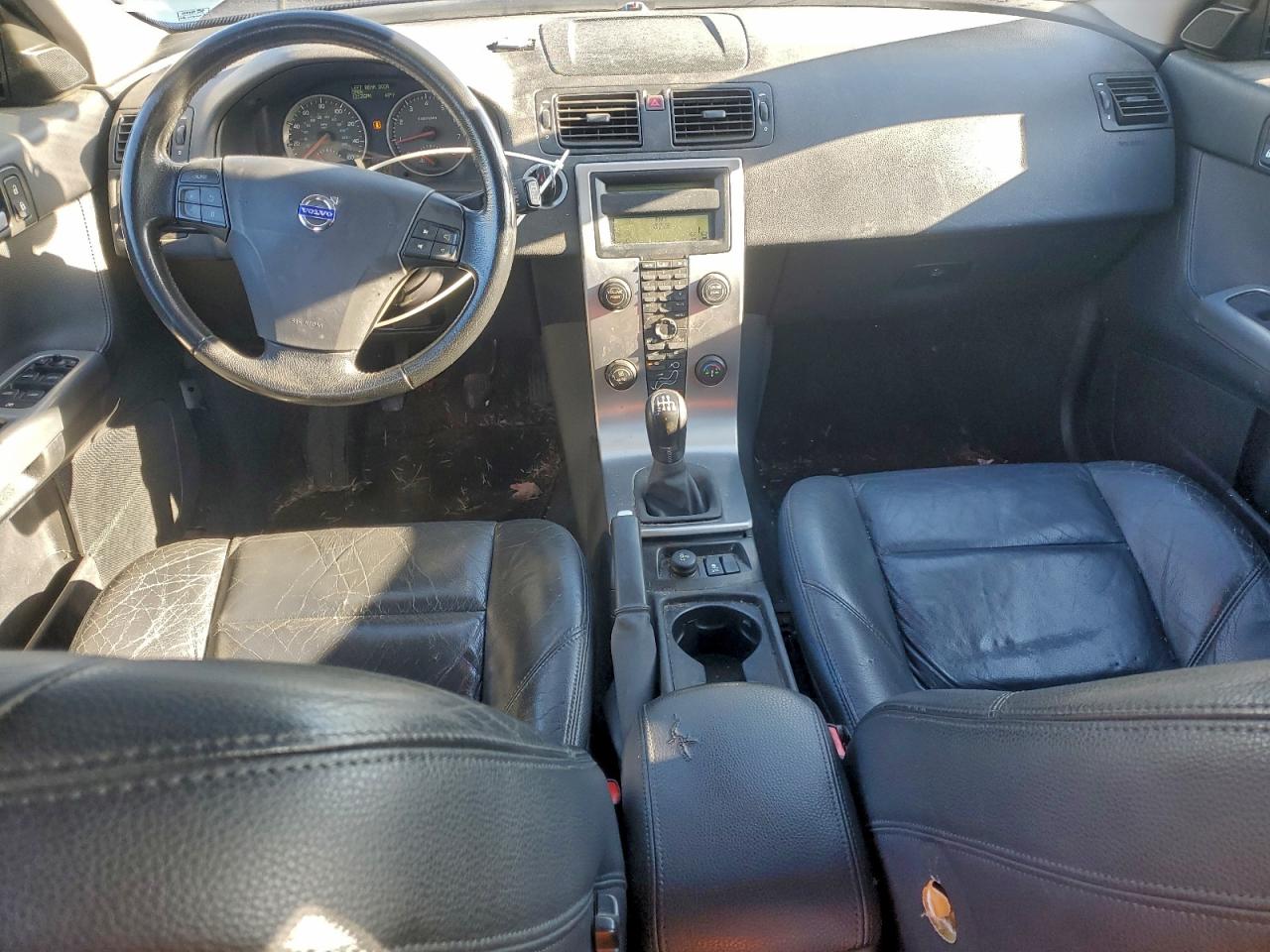 Volvo V50 T5 Image 4