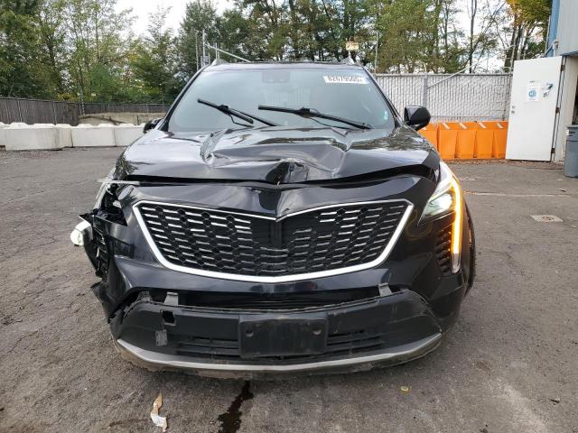 Cadillac XT4 Premium Luxury Image 2