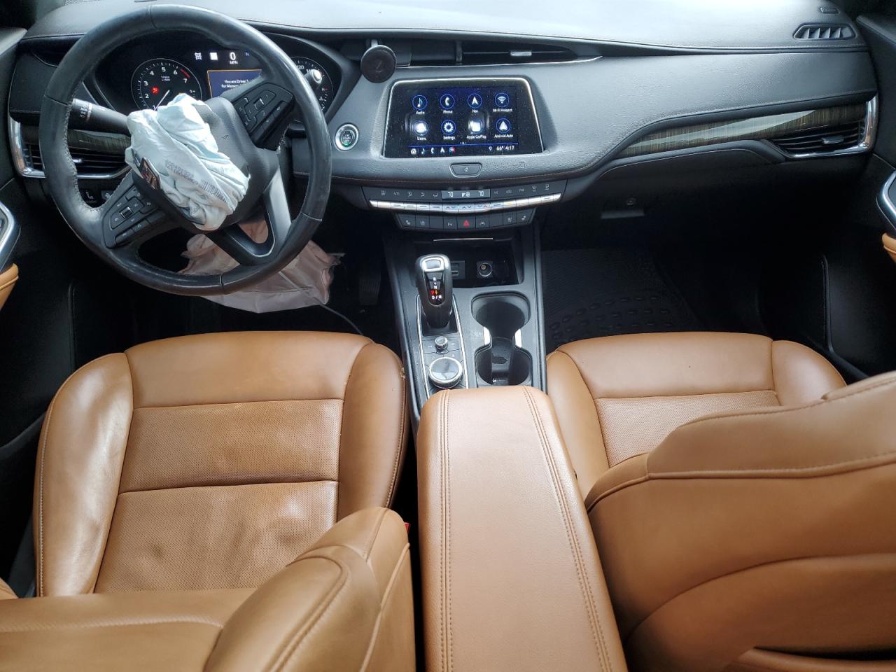 Cadillac XT4 Premium Luxury Image 3