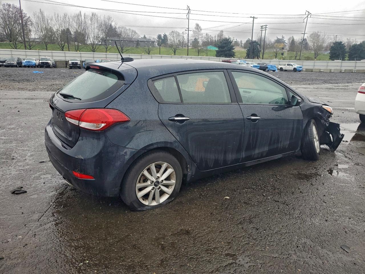 Kia Forte Lx Image 2