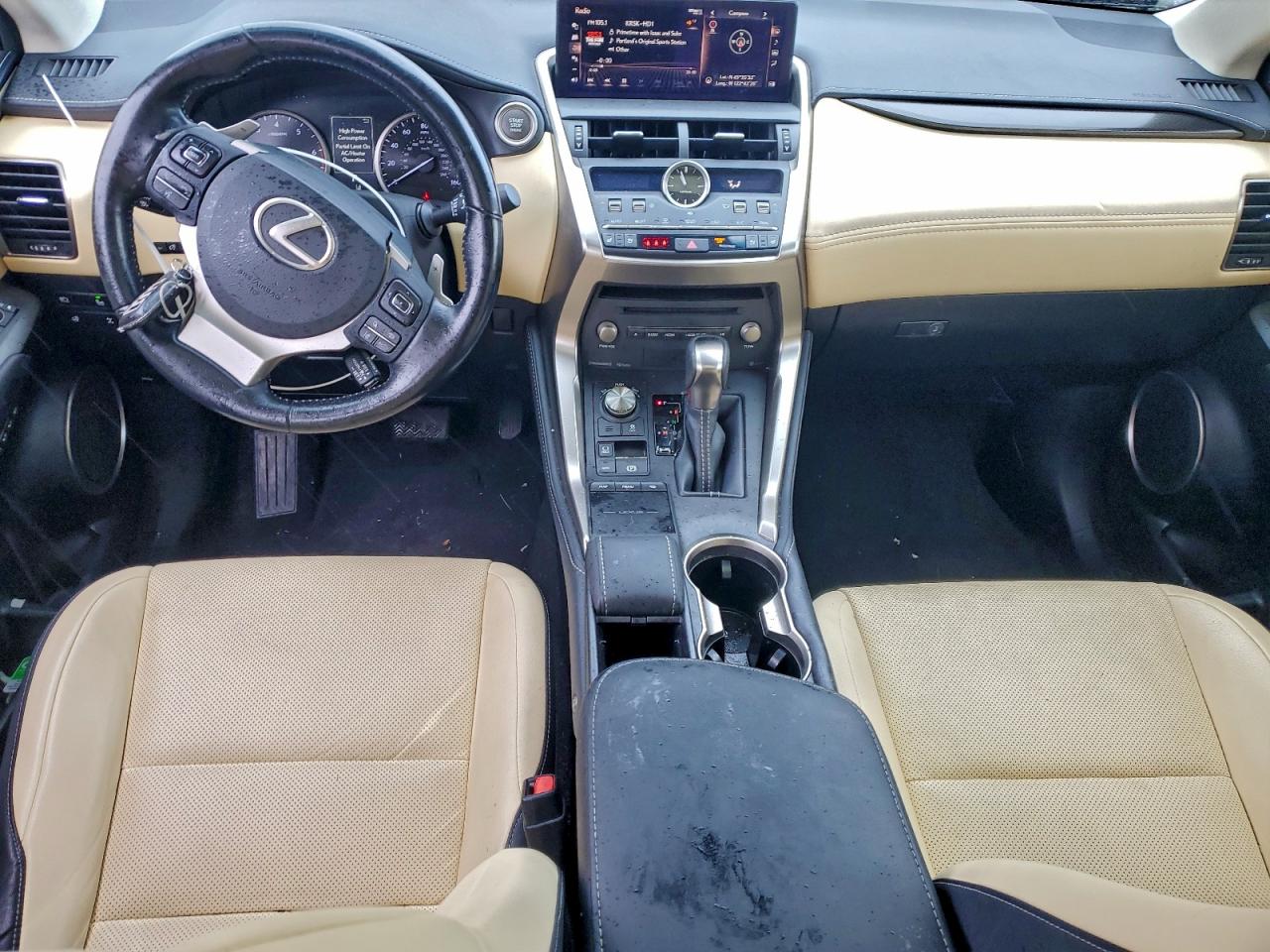 Lexus NX 300 Base Image 6