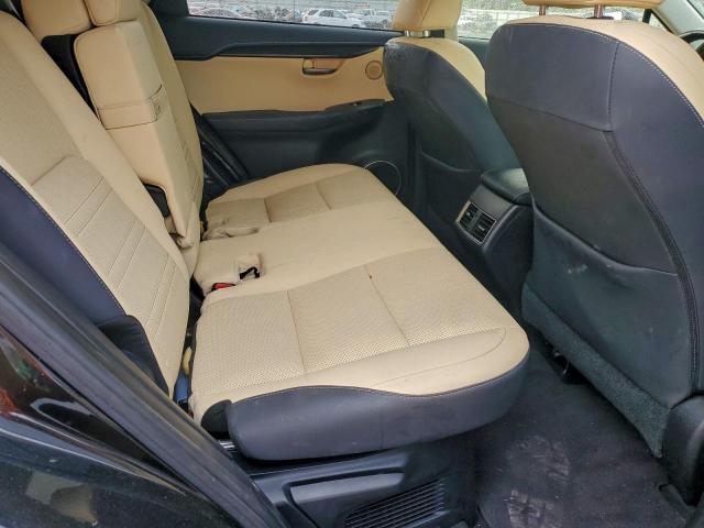 Lexus NX 300 Base Image 13