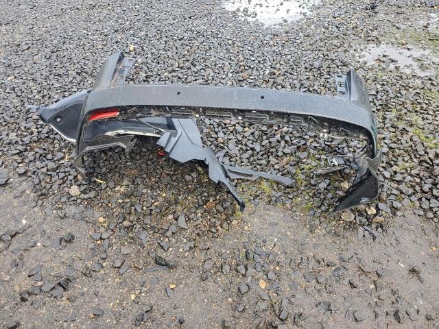 Lexus NX 300 Base Image 9