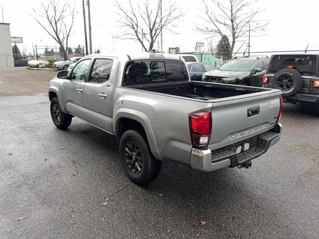 Toyota Tacoma Double Cab Image 4