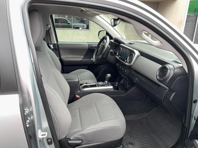 Toyota Tacoma Double Cab Image 10