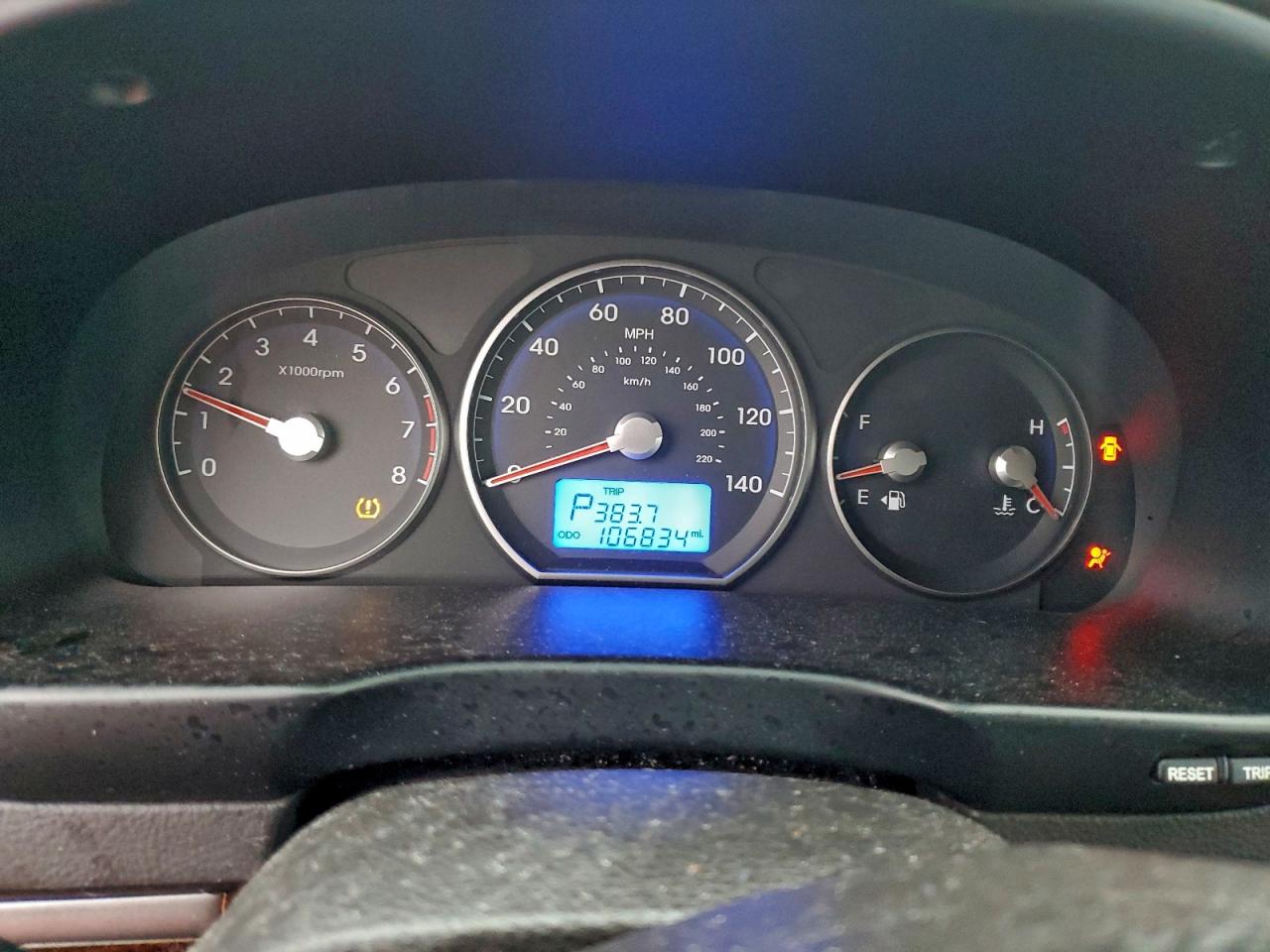 Hyundai SANTA FE Gls Image 13