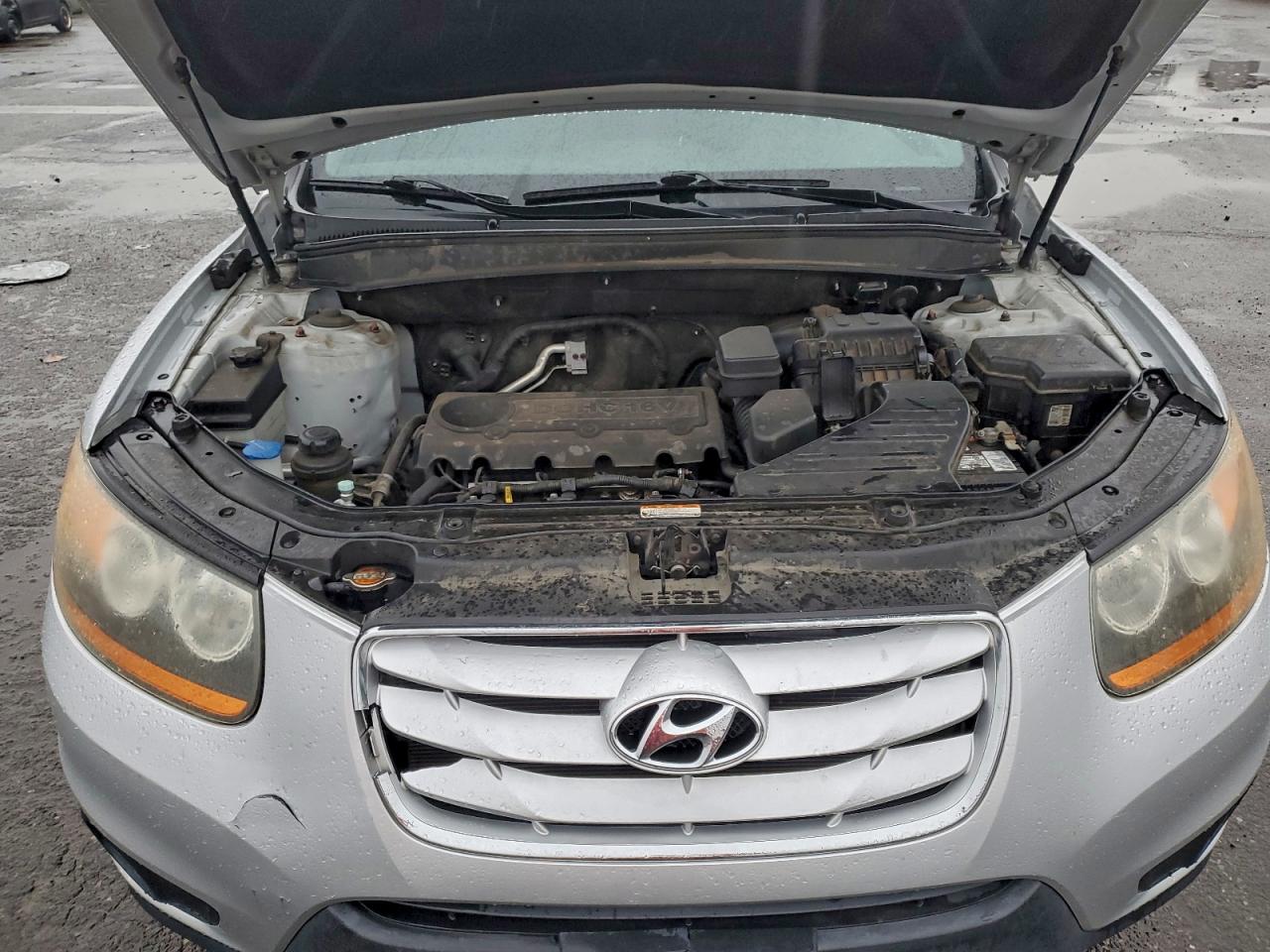 Hyundai SANTA FE Gls Image 11