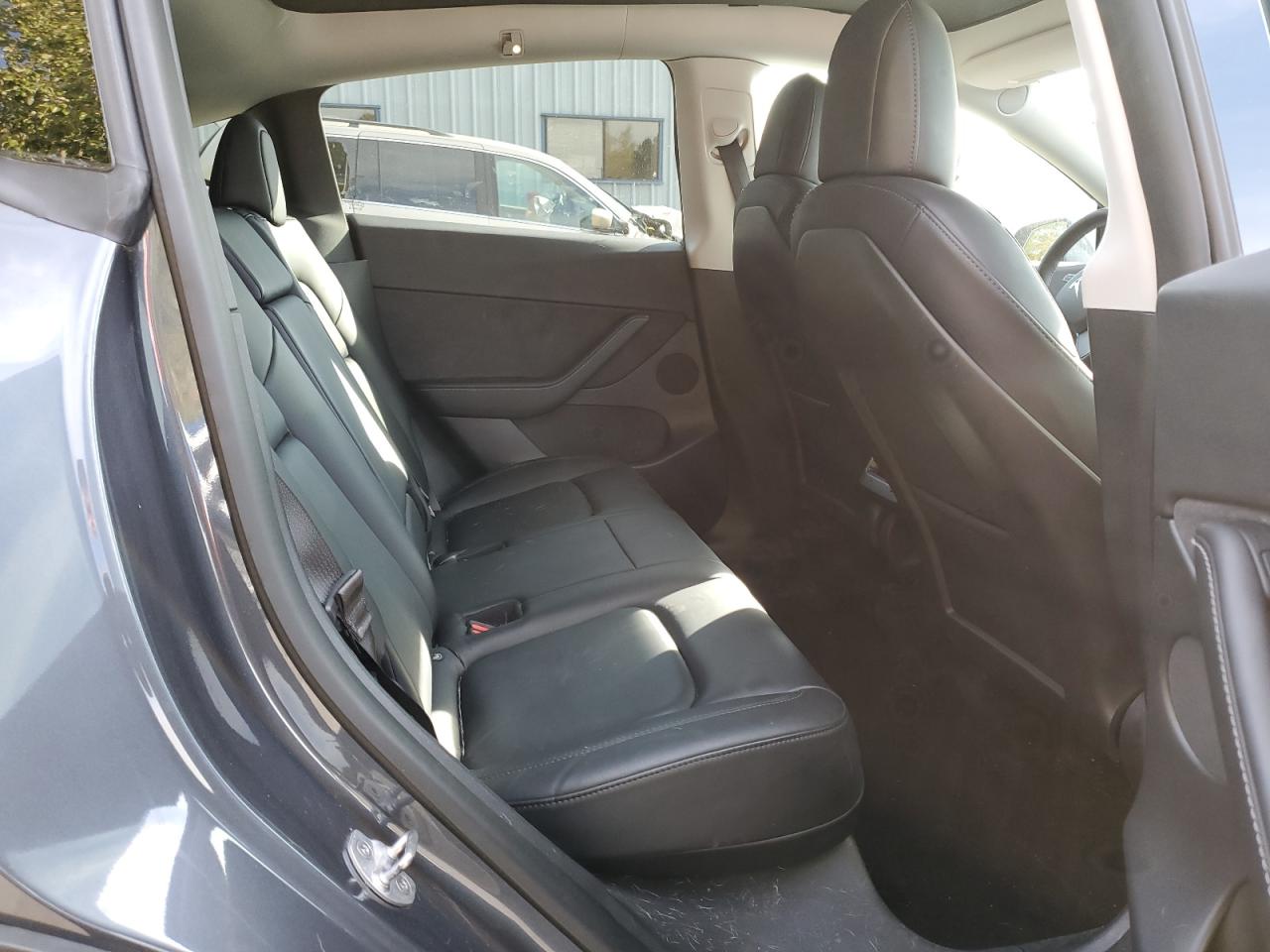 Tesla Model Y Image 10