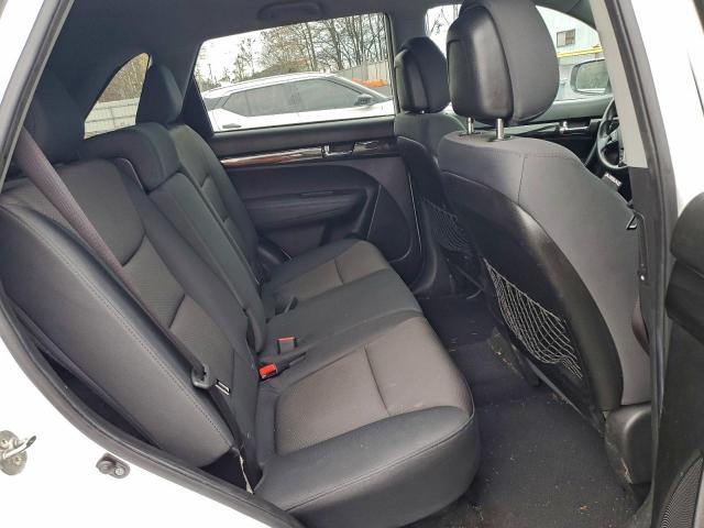 Kia Sorento Lx Image 9