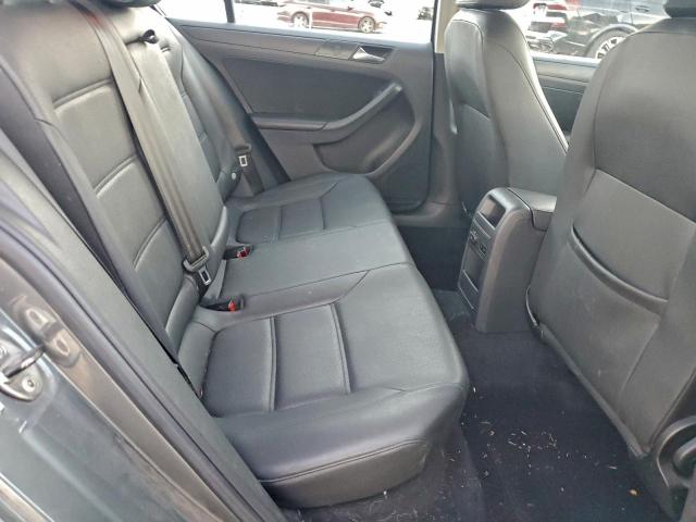 Volkswagen Jetta Se Image 8