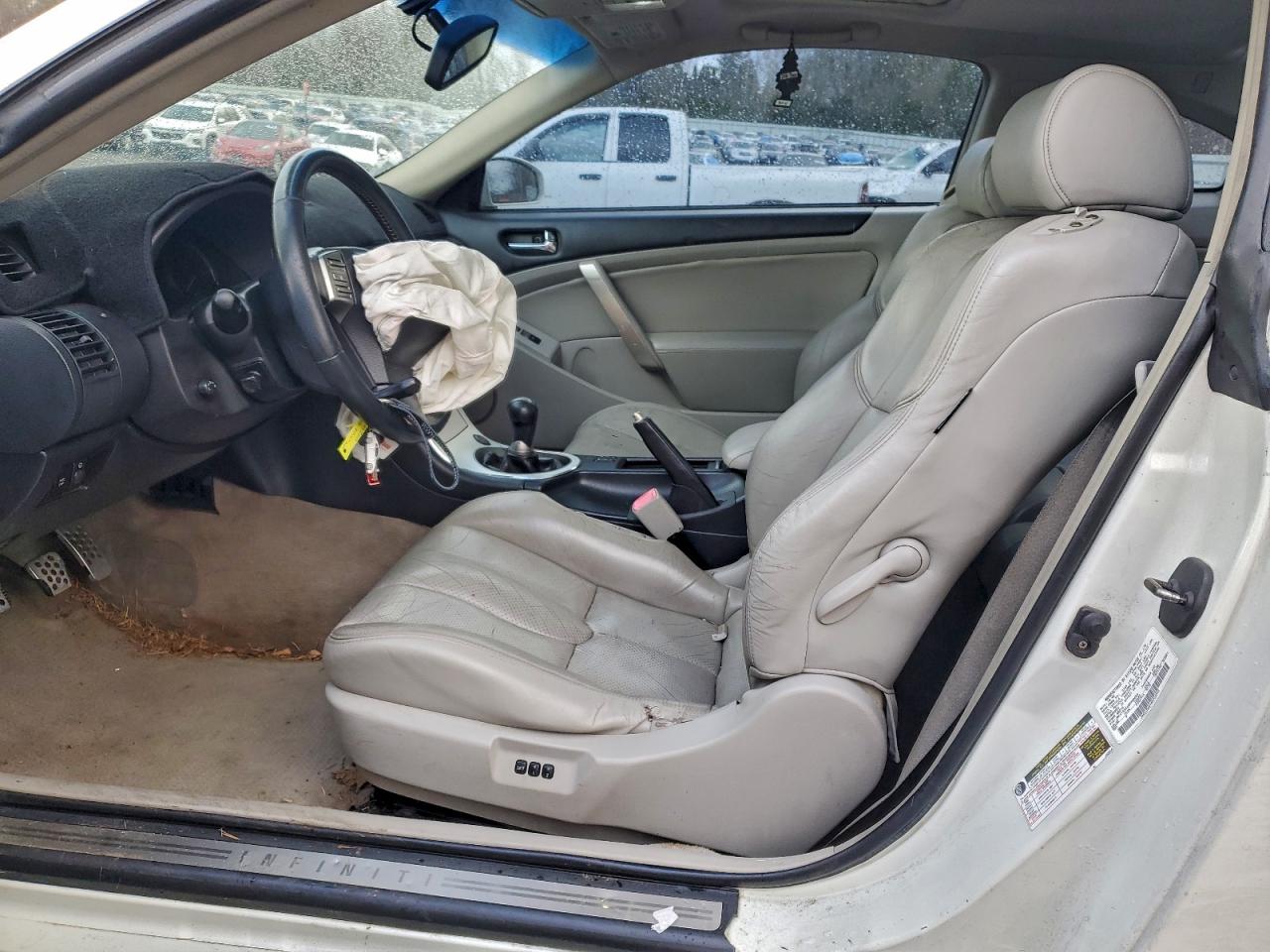 INFINITI G35 Image 10