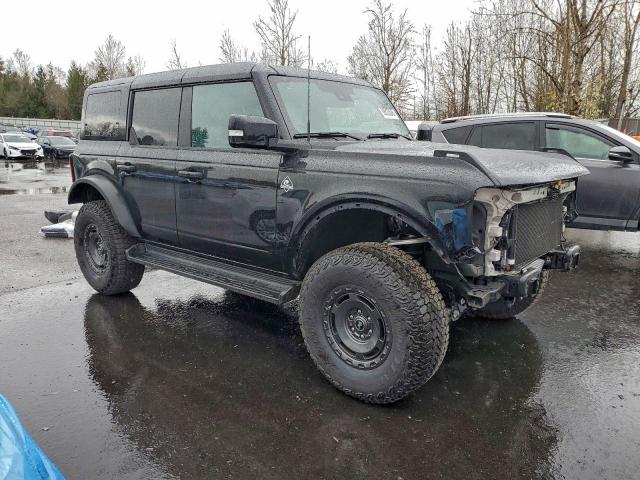 Ford Bronco Outer Banks Image 2