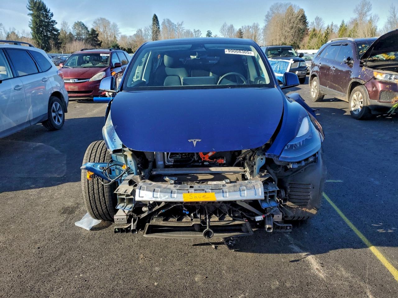 Tesla Model Y Image 10