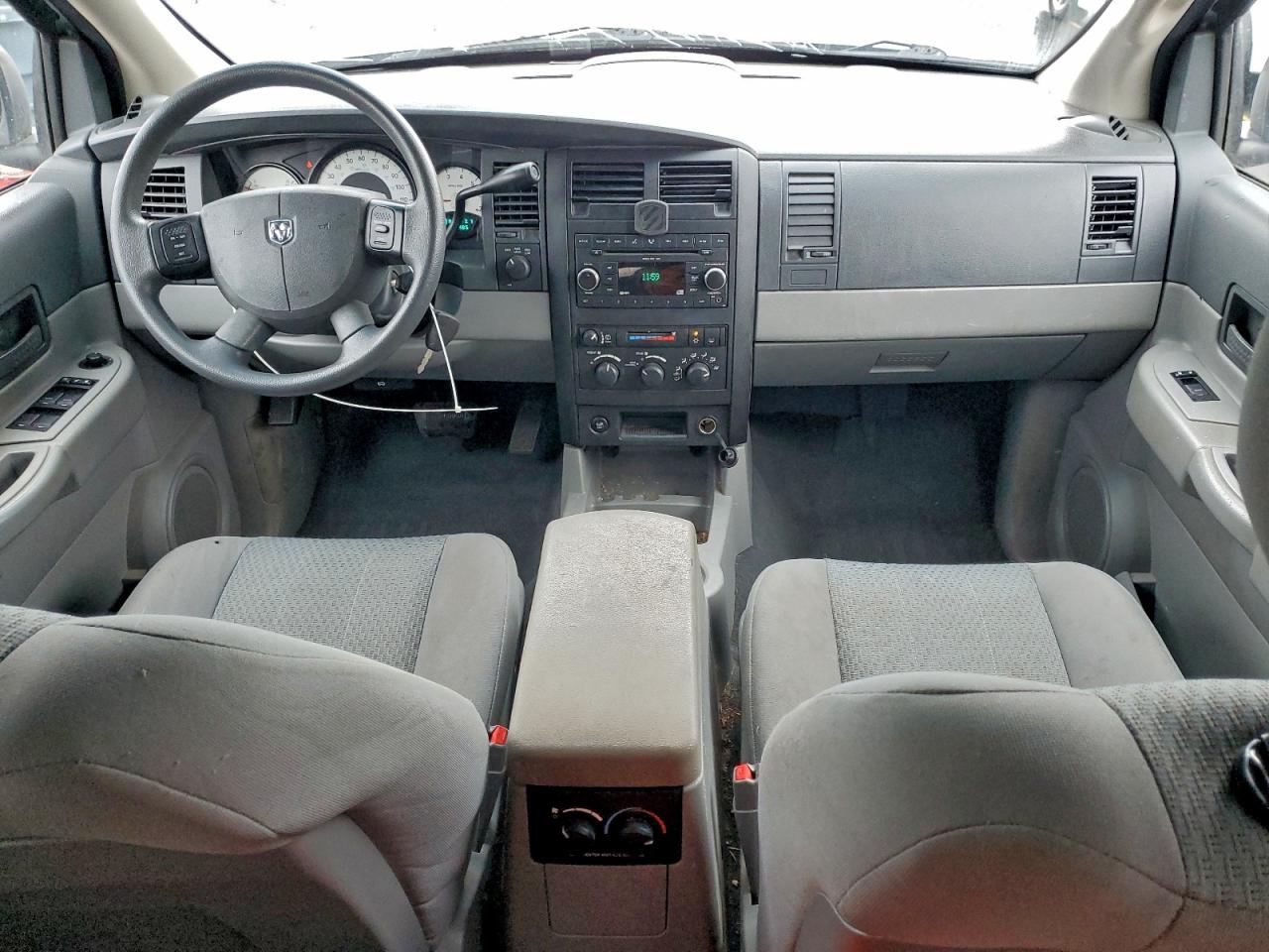 Dodge Durango Sxt Image 12