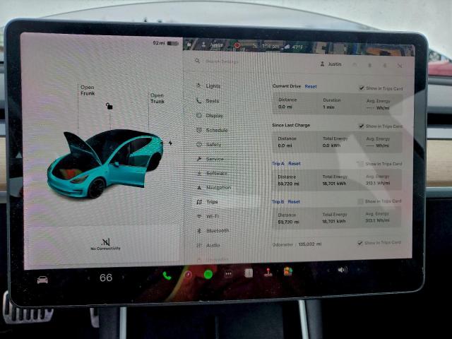 Tesla Model 3 Image 7