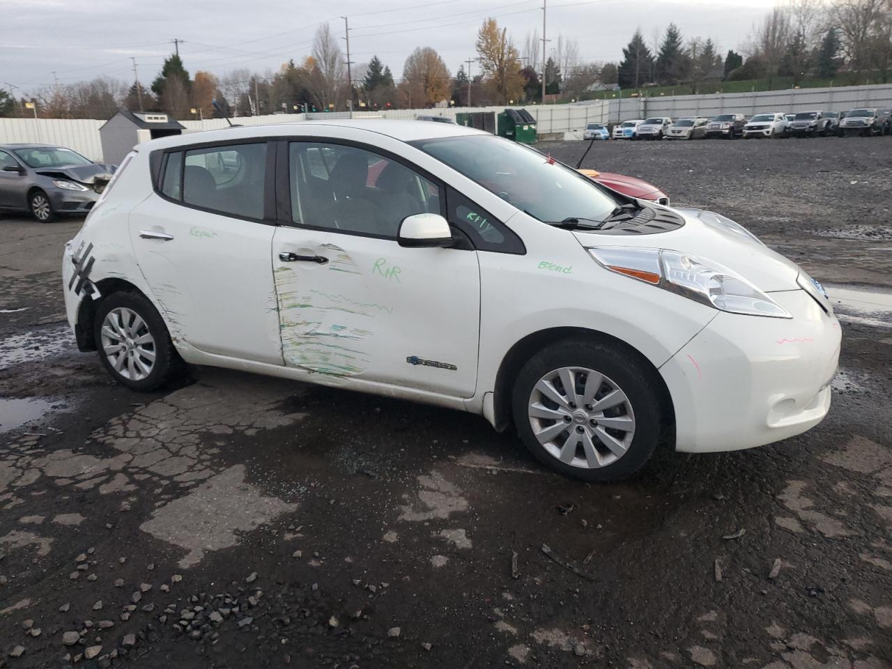 Nissan LEAF S Image 4