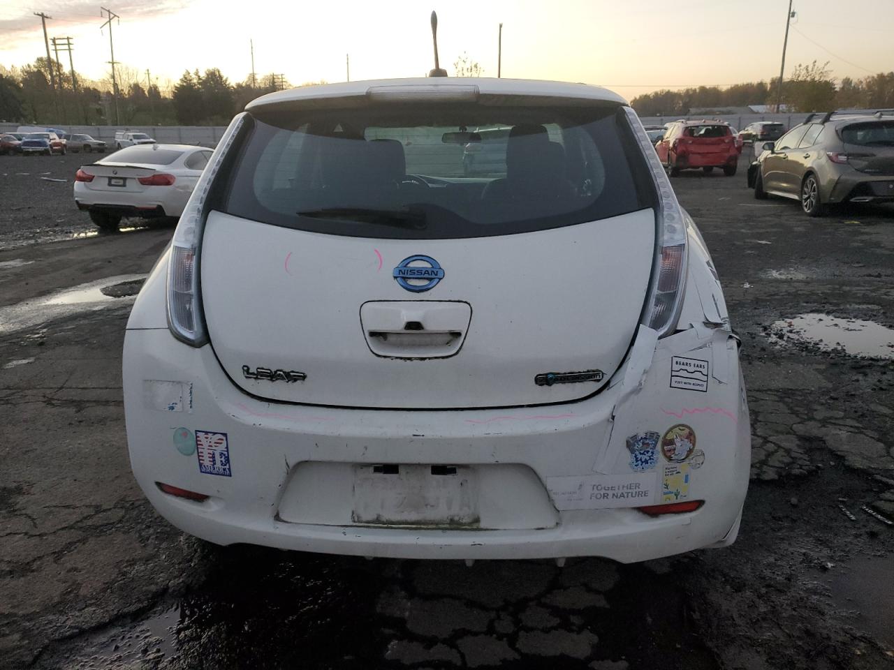 Nissan LEAF S Image 5