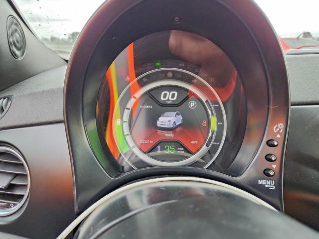 FIAT 500 Electric Image 2