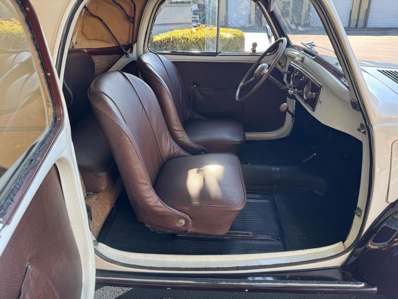 FIAT 2 Dr Conv Image 5