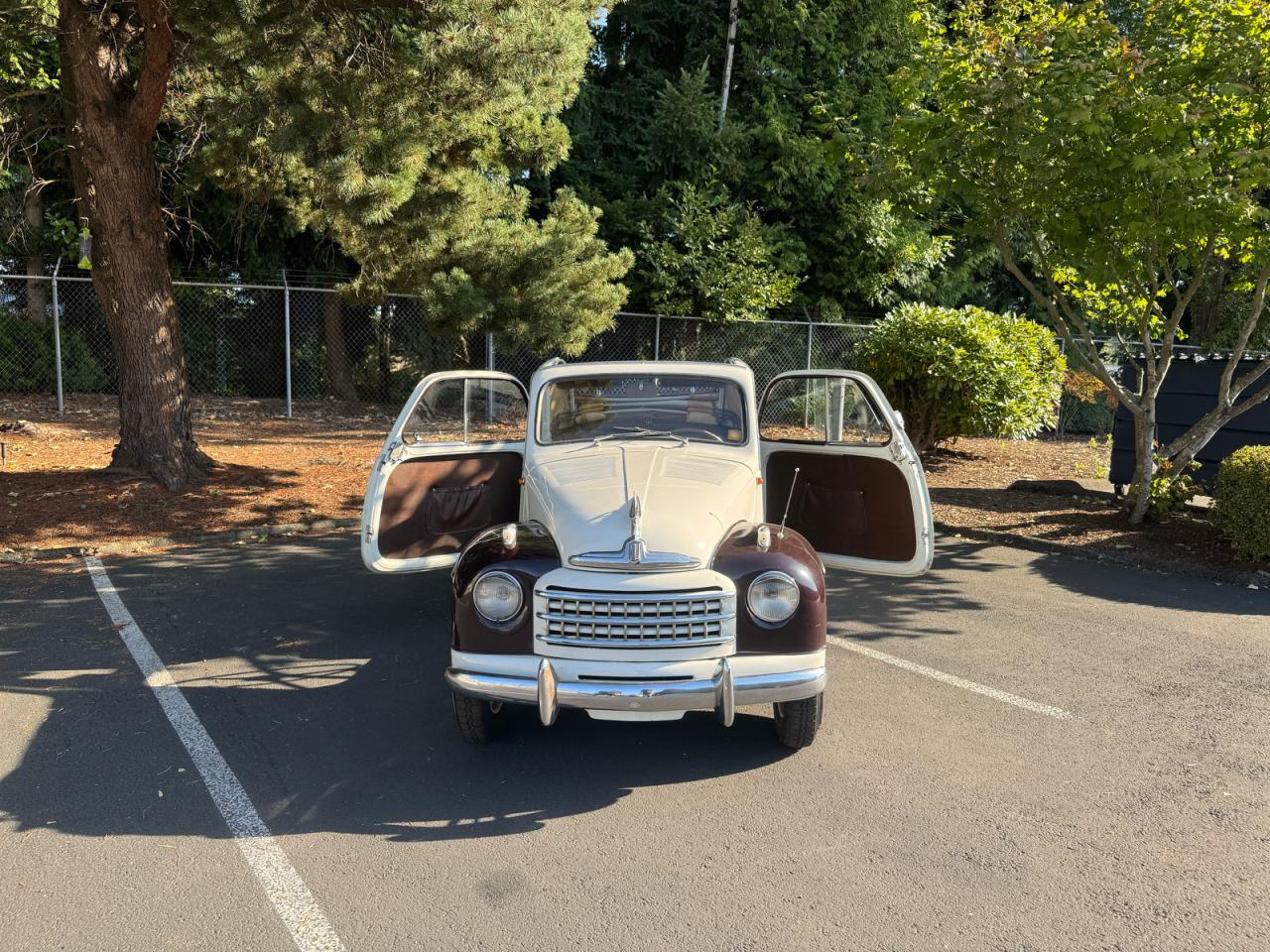 FIAT 2 Dr Conv Image 6