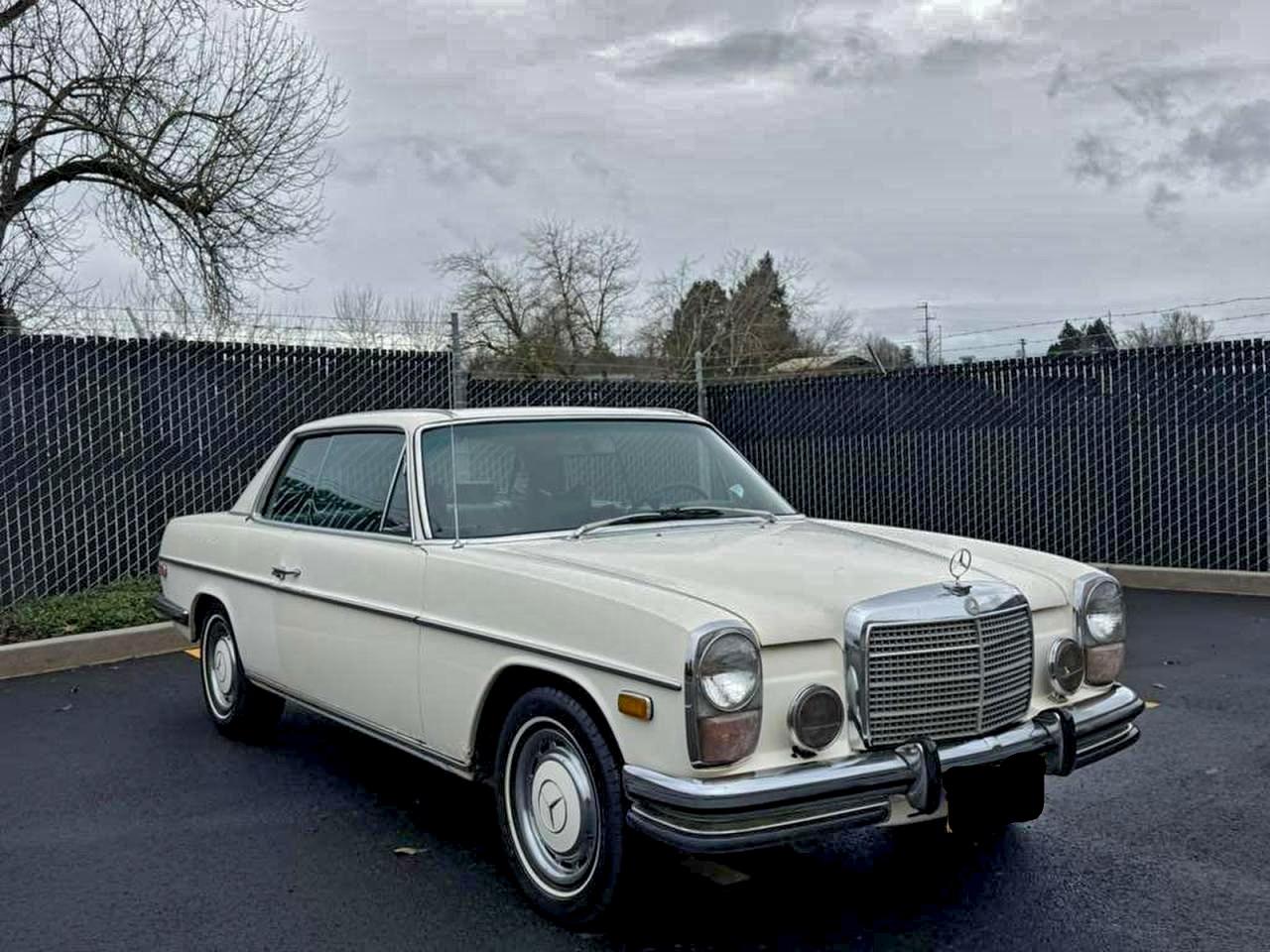 Mercedes-Benz 250-class Image 1