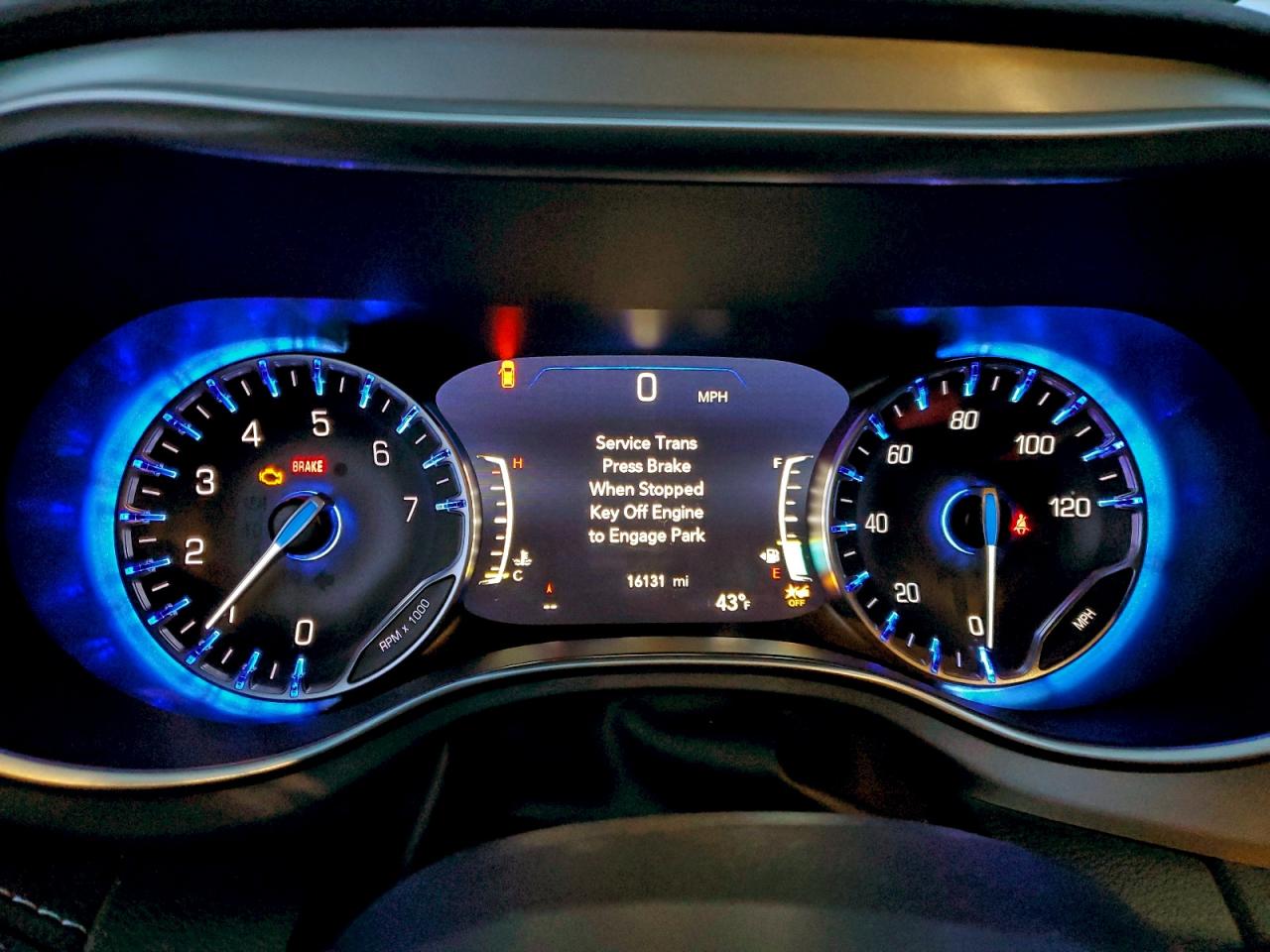 Chrysler Pacifica Limited Image 12