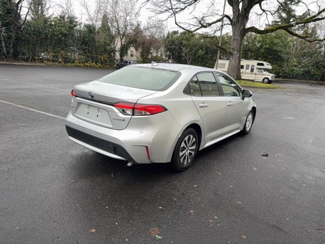 Toyota Corolla Le Image 2