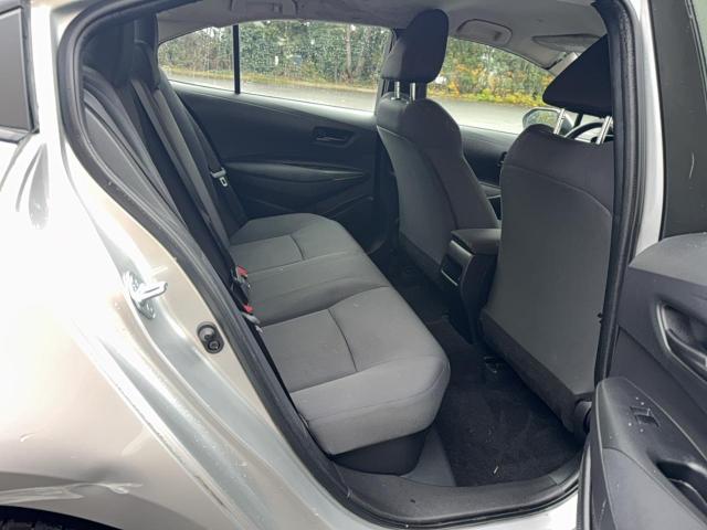 Toyota Corolla Le Image 7