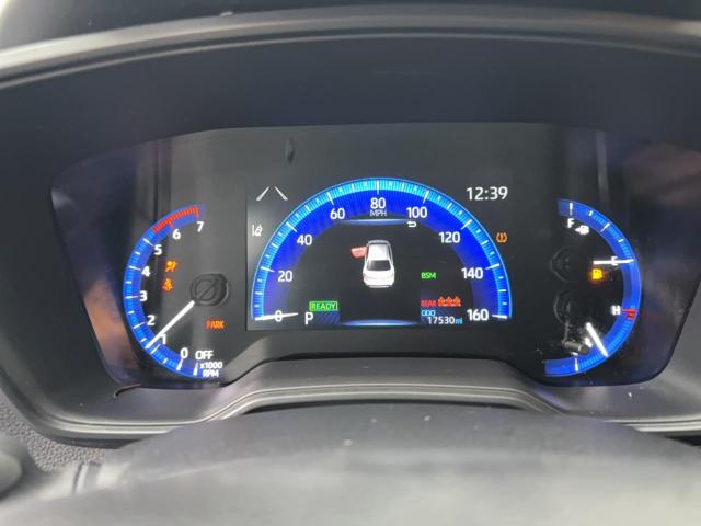 Toyota Corolla Le Image 10