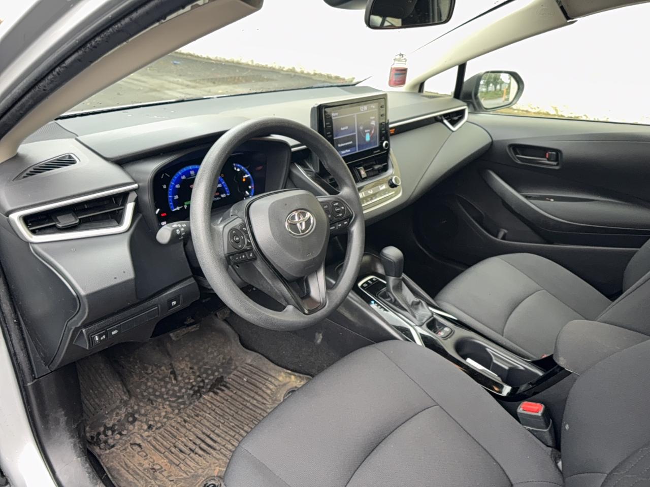 Toyota Corolla Le Image 5