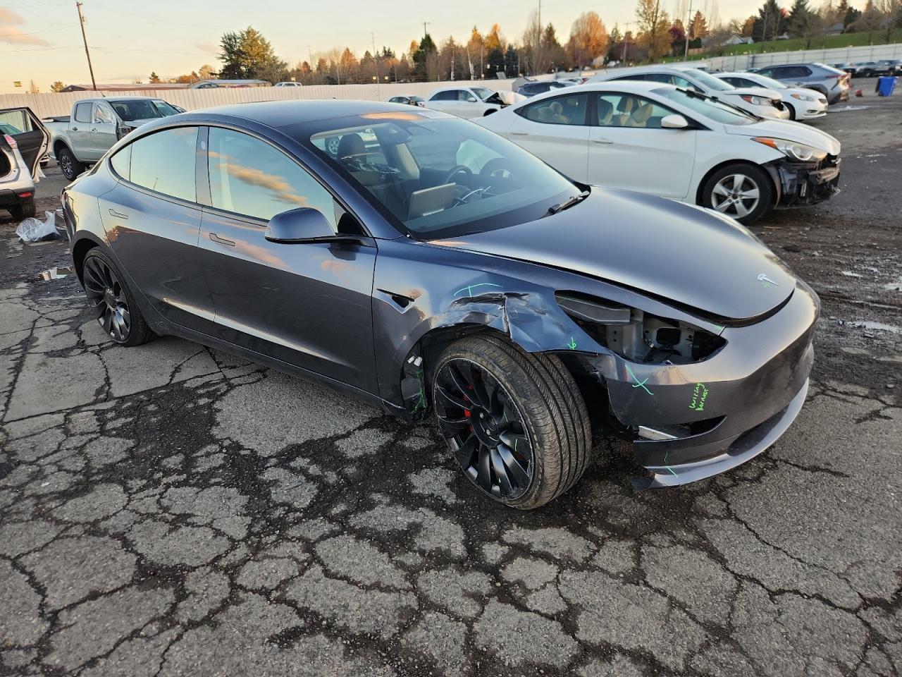 Tesla Model 3 Image 5