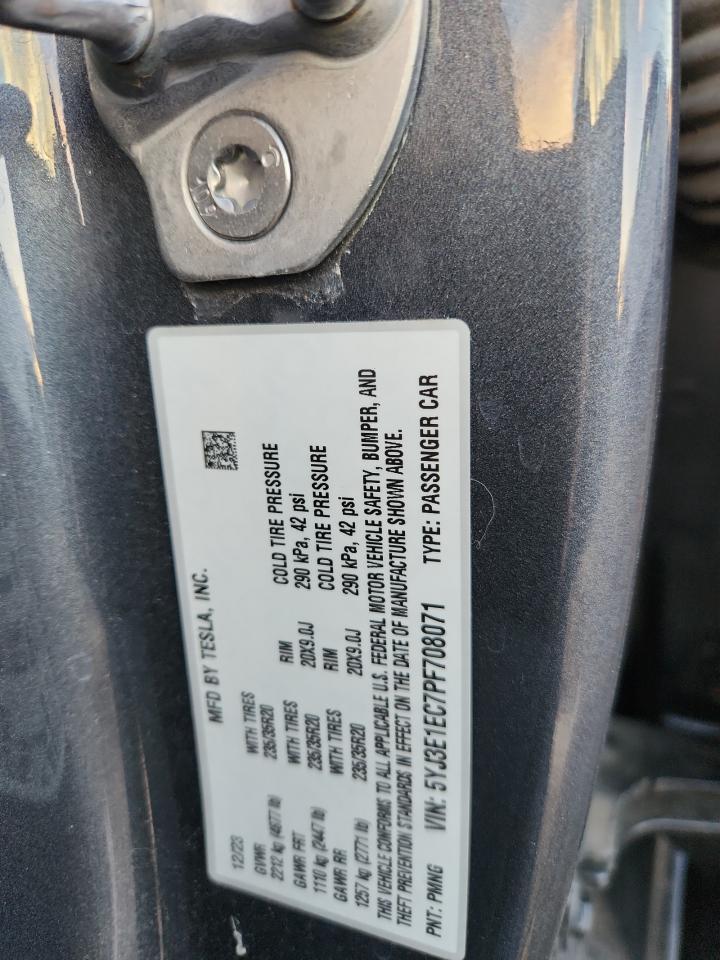 Tesla Model 3 Image 9