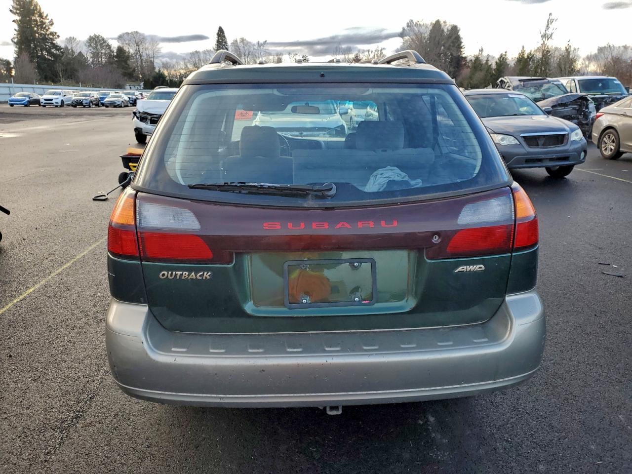 Subaru Legacy Outback Image 9