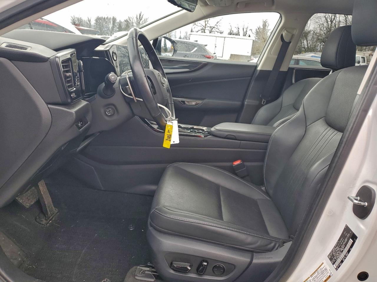 Lexus NX 350h Image 8