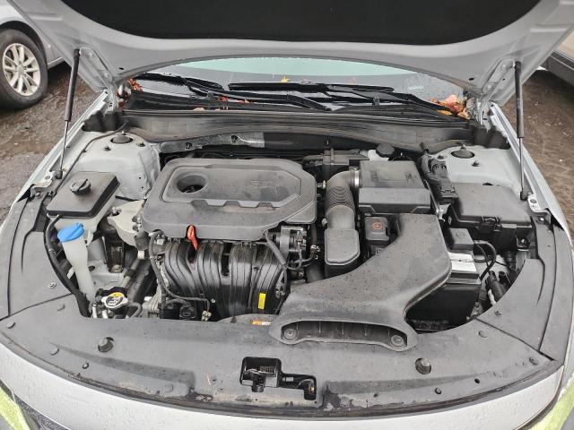 Kia Optima Lx Image 8