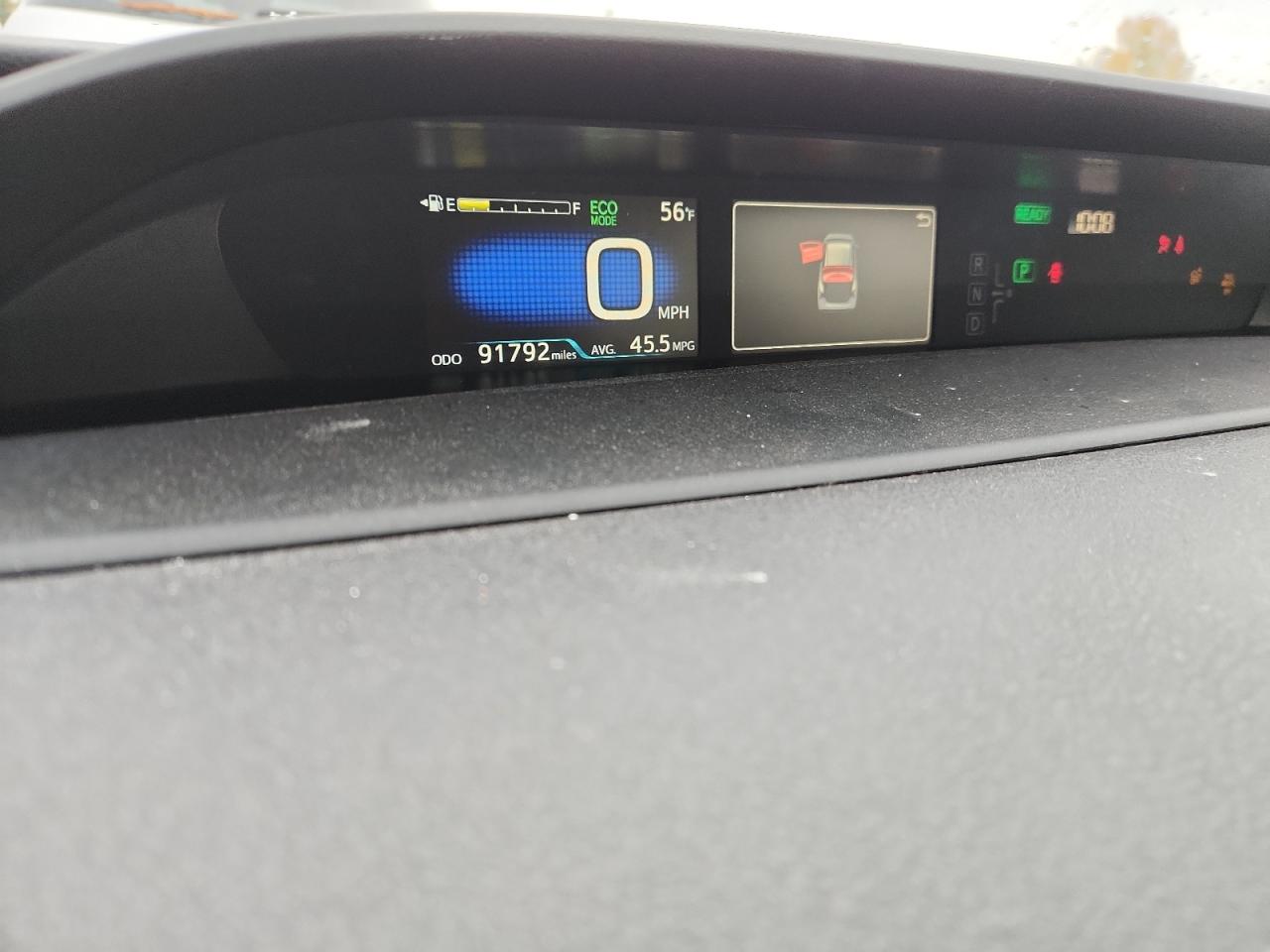 Toyota Prius Image 12