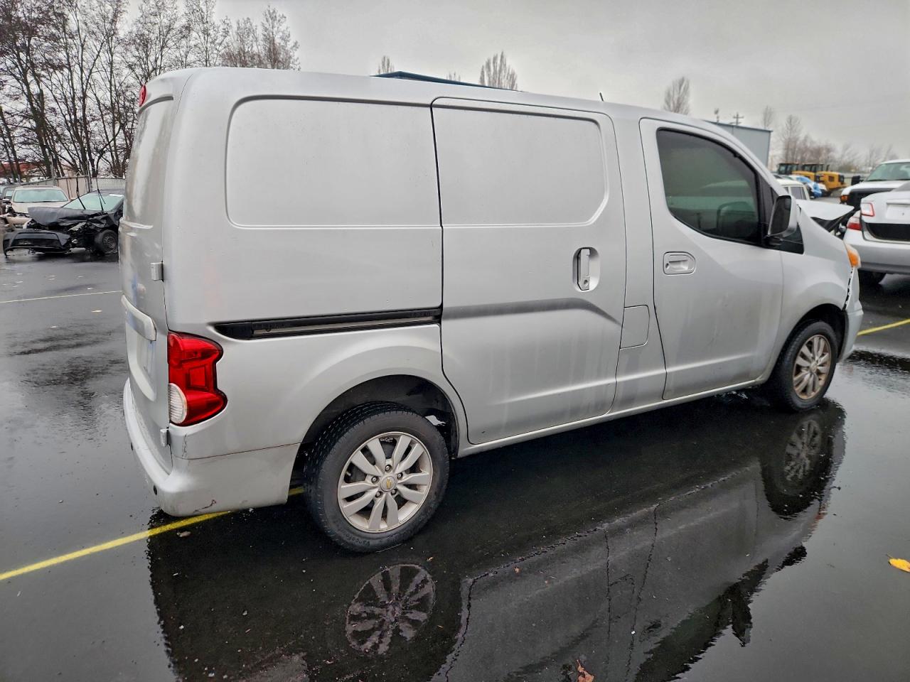 Chevrolet Express Ls Image 4