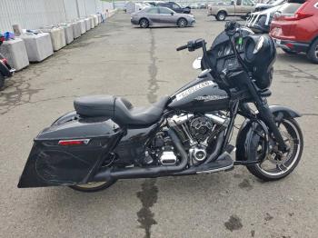  Salvage Harley-Davidson Fl