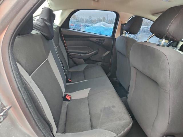 Ford Focus S Image 11