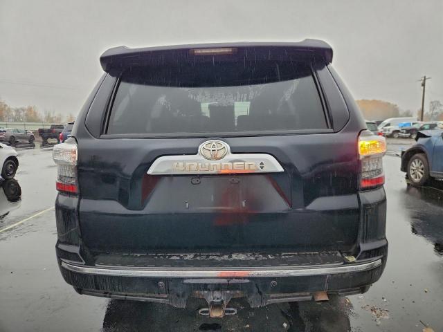 Toyota 4Runner Sr5/sr5 Premium Image 2