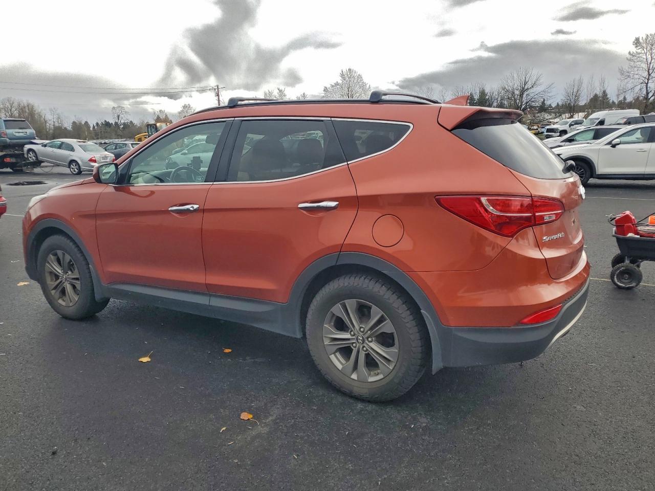 Hyundai SANTA FE Image 2