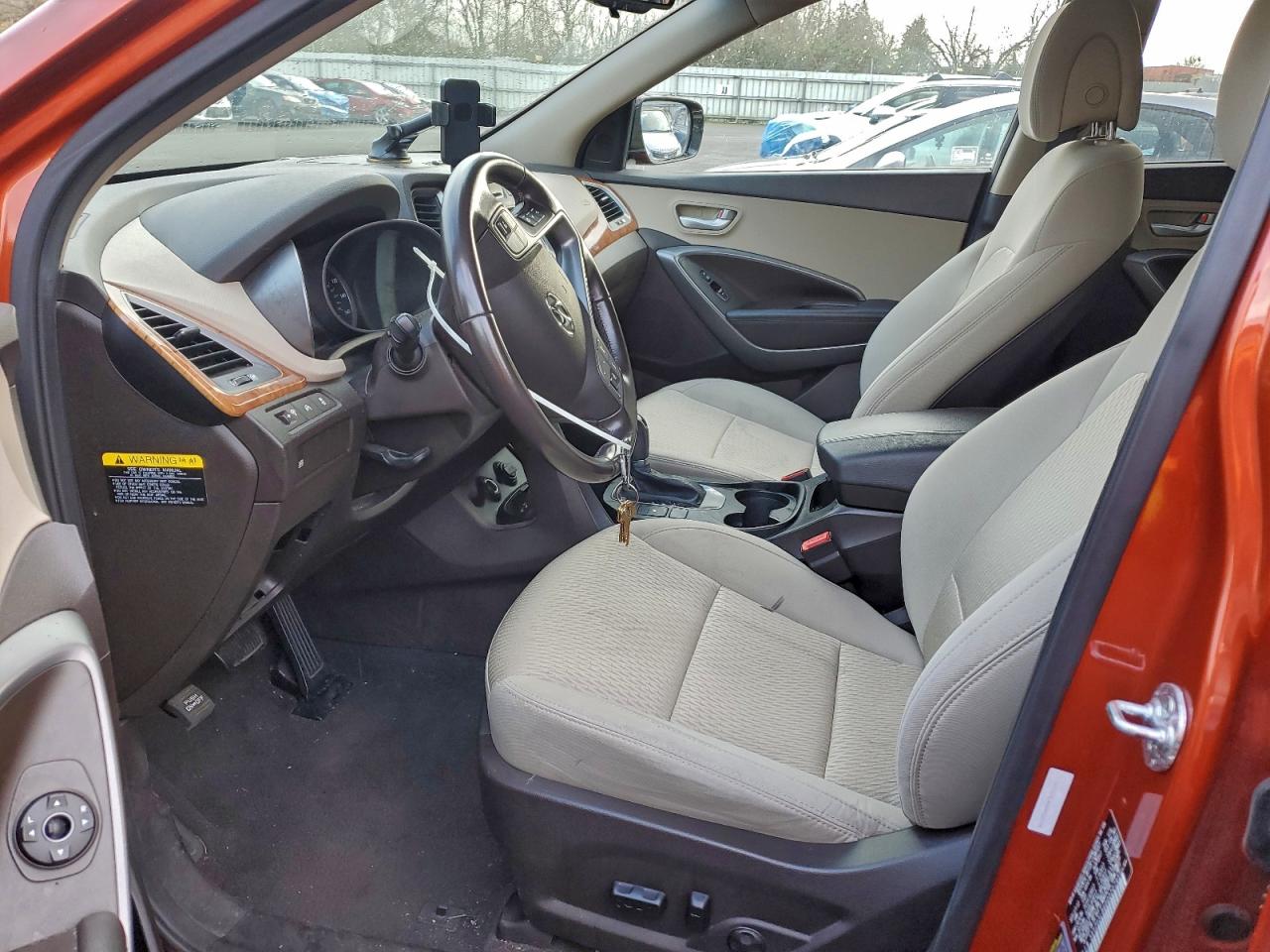 Hyundai SANTA FE Image 6