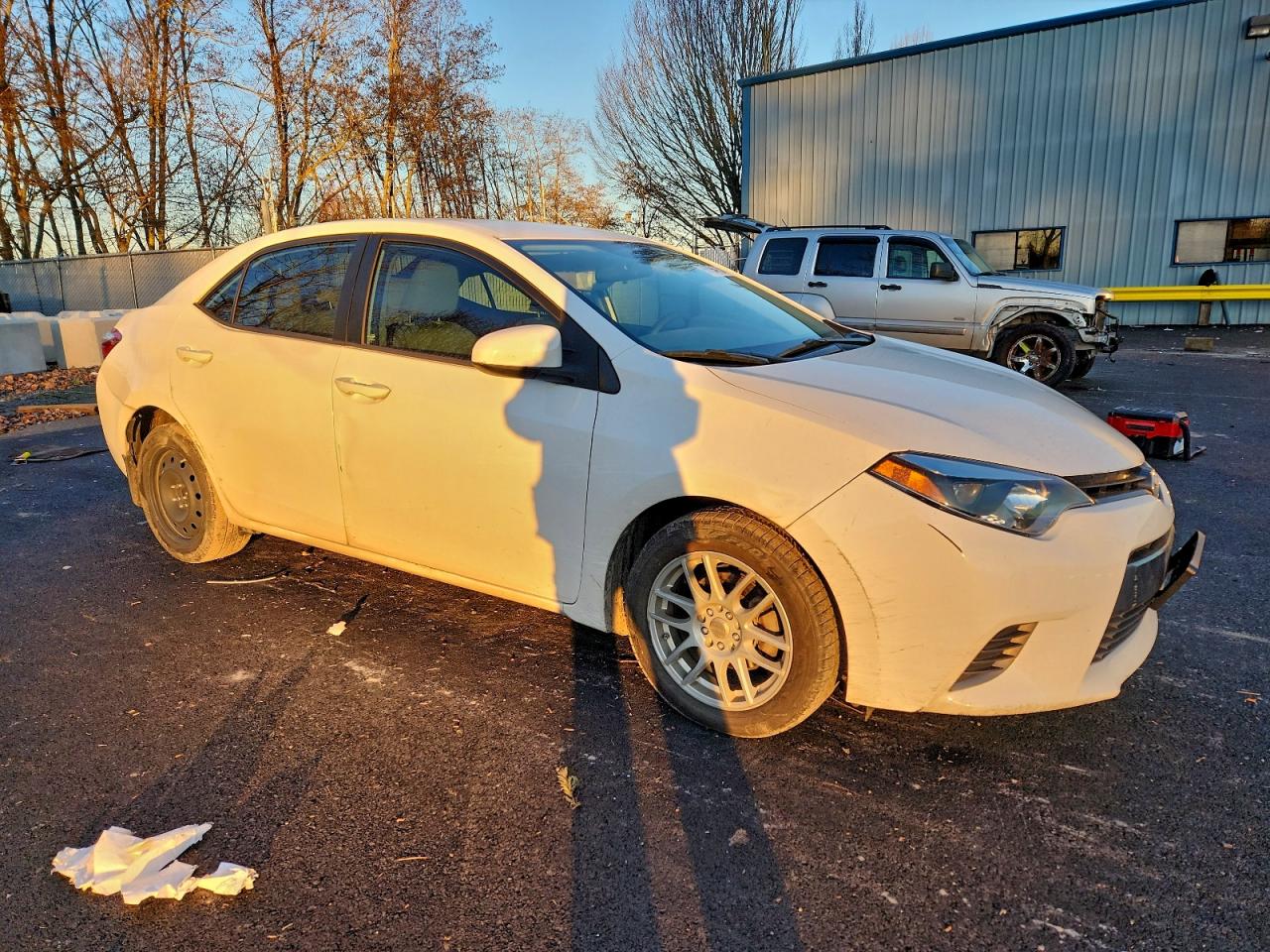 Toyota Corolla L Image 10