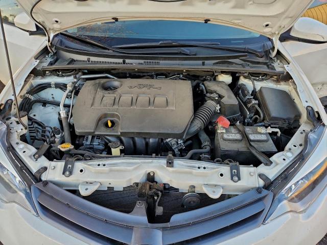 Toyota Corolla L Image 2