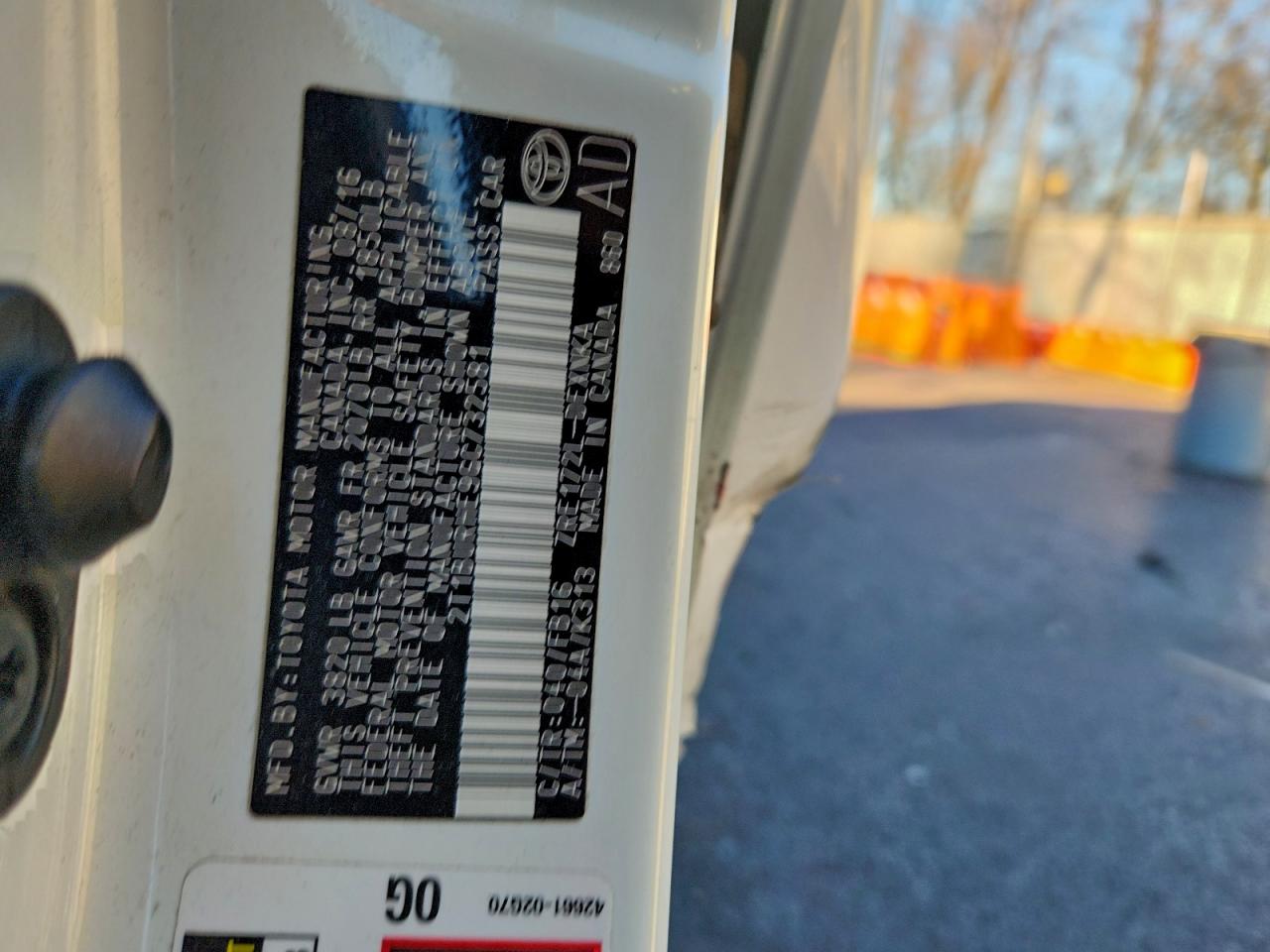 Toyota Corolla L Image 4