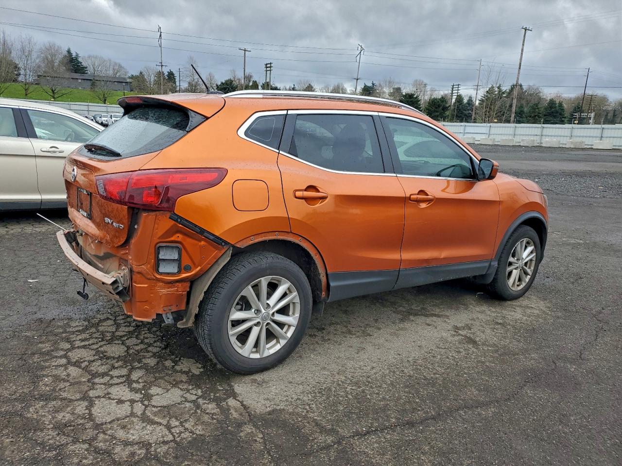 Nissan Rogue S Image 7