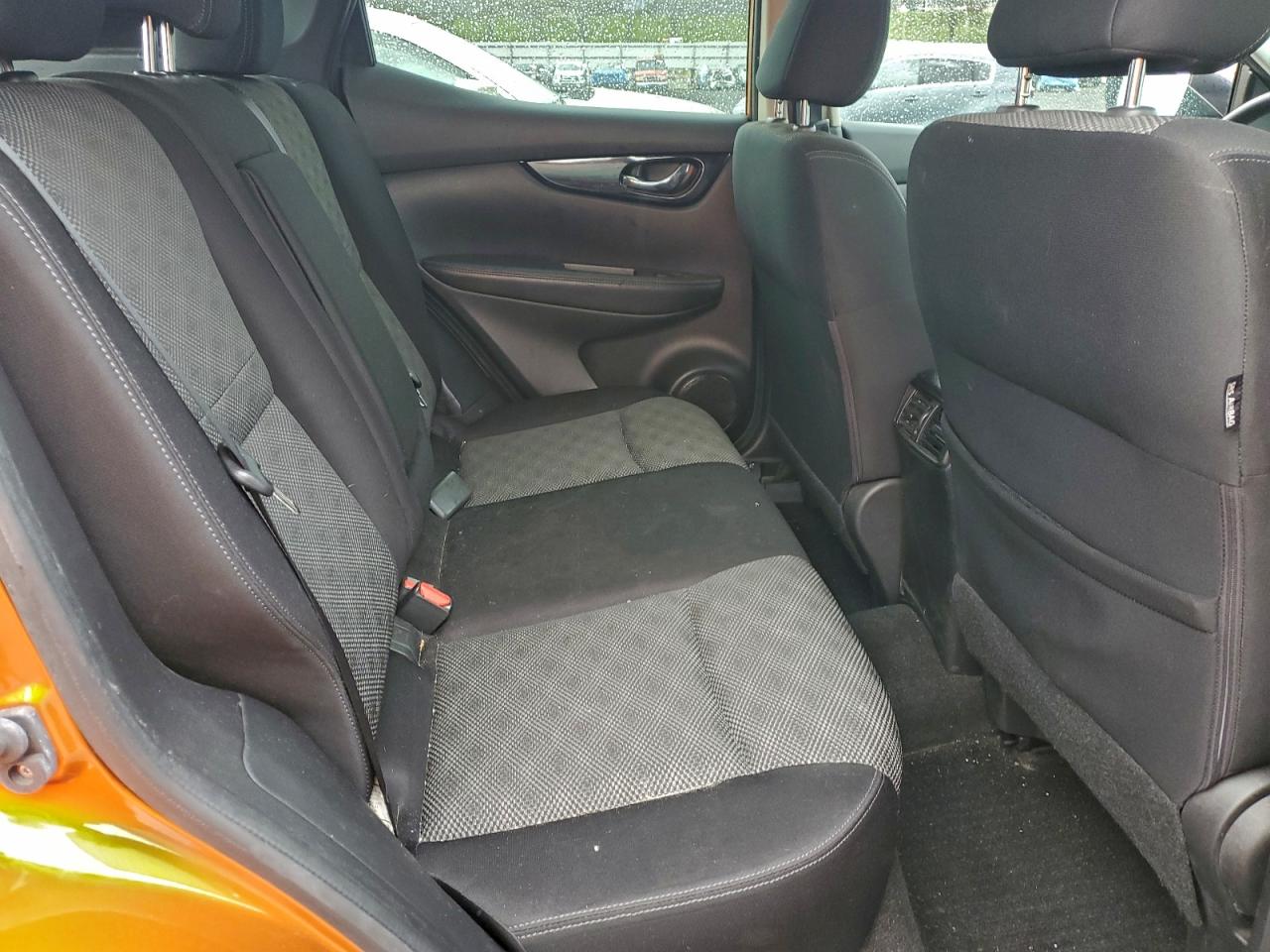 Nissan Rogue S Image 9