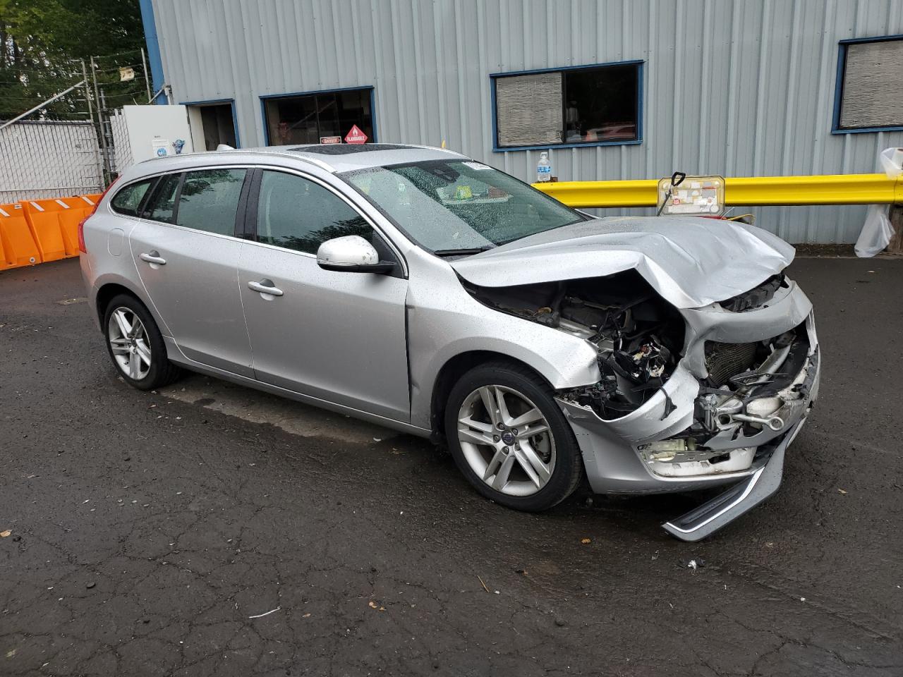 Volvo V60 Premier Image 5