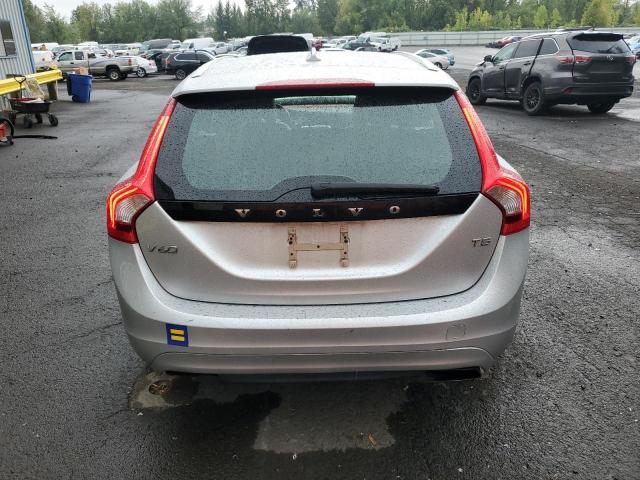 Volvo V60 Premier Image 4